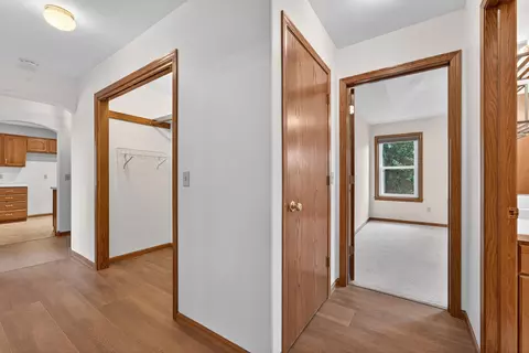Entry Way - 2918 N Appleton St, Appleton, WI 54911 photo 3 of 5