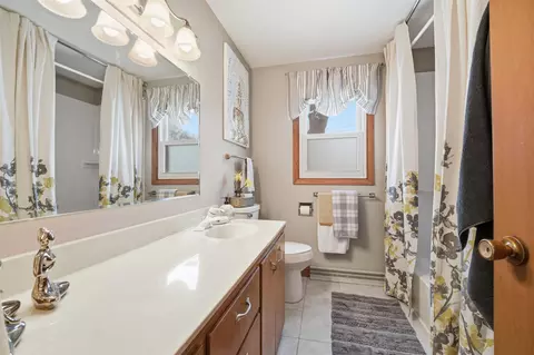 Bath - 107 Ramlen Ct, Appleton, WI 54915 photo 1 of 4