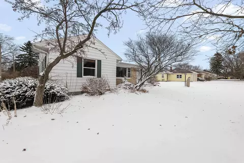 777 E Pioneer Rd, Fond Du Lac, WI 54935