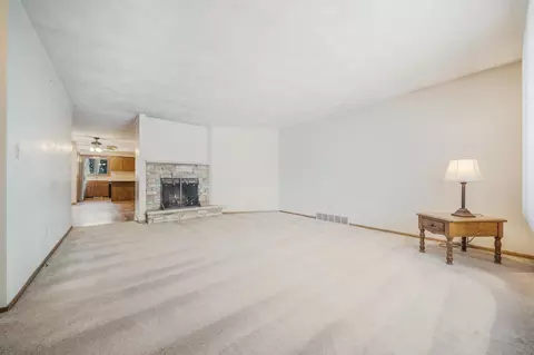 Living - 3531 W Sunnyview Rd, Appleton, WI 54914 photo 1 of 7