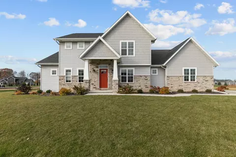 n8861 Noe Road, Menasha, WI 54952
