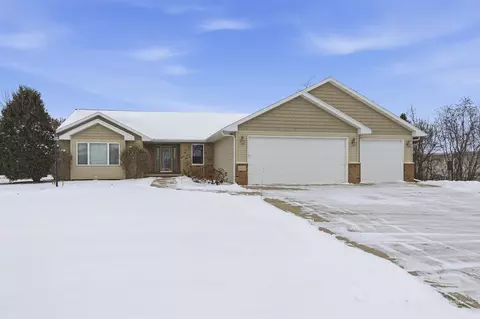 w5946 Sweet Pea Drive, Appleton, WI 54915