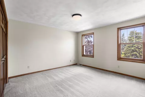2421 W Twin Willows Dr, Appleton, WI 54914 photo 25