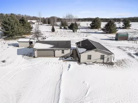 11690 State Hwy 32, Suring, WI 54174