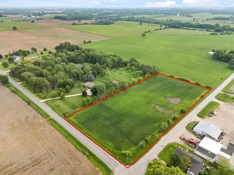 Fairview Road, Neenah, WI 54956