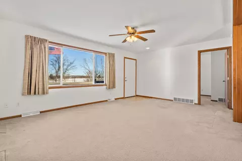 Living - 3286 County Rd E, Omro, WI 54963 photo 2 of 4