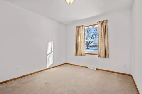 Bedroom - 3286 County Rd E, Omro, WI 54963 photo 5 of 6