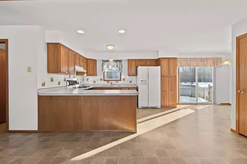 Kitchen - 3286 County Rd E, Omro, WI 54963 photo 1 of 2