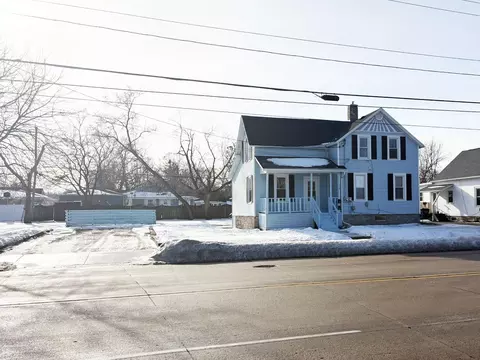 733 E Calumet St, Appleton, WI 54915