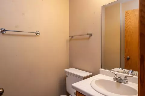 Bath - n9689 Gina Drive, Appleton, WI 54915 photo 2 of 3