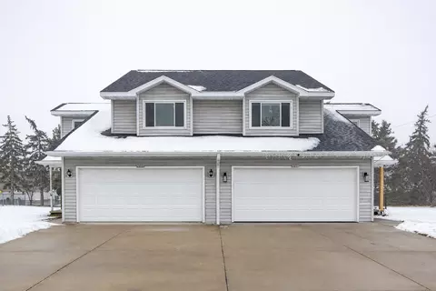 n9689 Gina Drive, Appleton, WI 54915