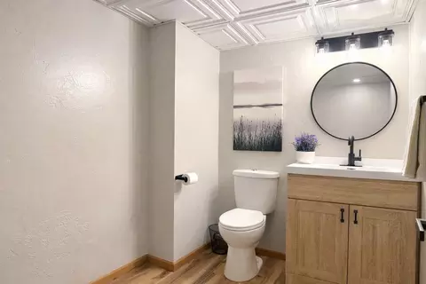 Bath - w3829 Highview Drive, Appleton, WI 54913 photo 5 of 5
