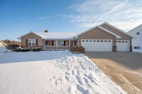 4011 Garrett St, De Pere, WI 54115