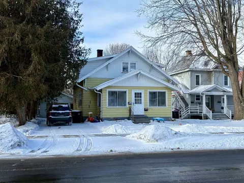 607 S Lincoln St, Shawano, WI 54166