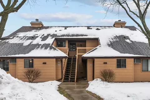 1391 W 18th Ave, Oshkosh, WI 54902