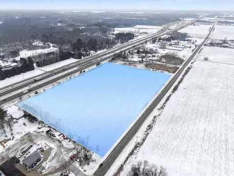 E Frontage Road, Little Suamico, WI 54141