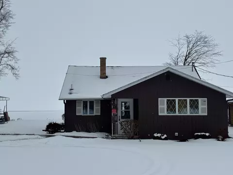n6120 Cattau Beach Court, Shawano, WI 54166