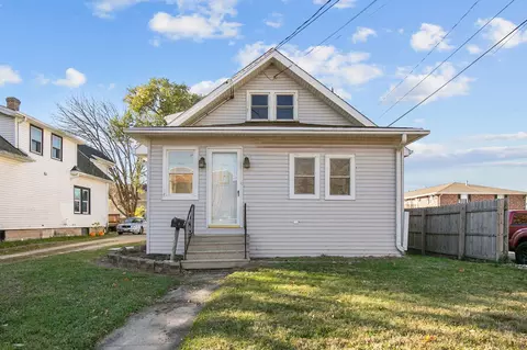 508 Tayco St, Menasha, WI 54952