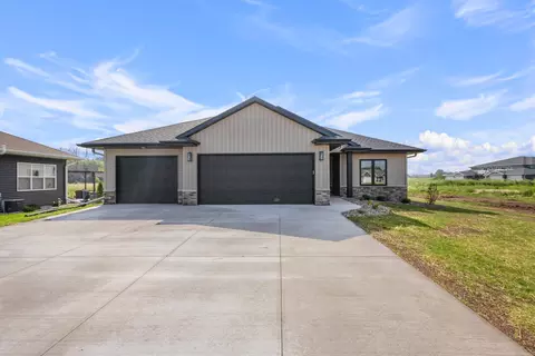 726 Tambour Ct #7, De Pere, WI 54115