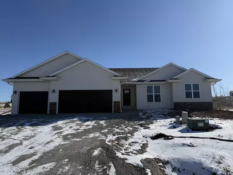 w157 Meadow Ridge Trail, Kaukauna, WI 54130