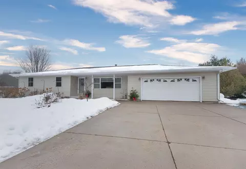 e9419 Oz Lane, Fremont, WI 54940