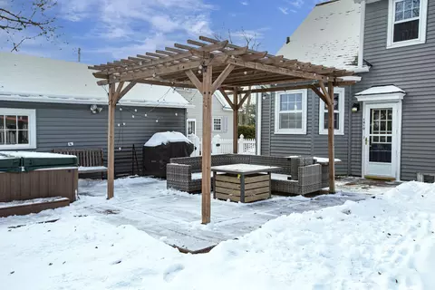 Exterior - 1910 N Lawe St, Appleton, WI 54911 photo 6 of 11