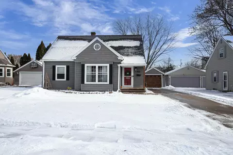 Exterior - 1910 N Lawe St, Appleton, WI 54911 photo 2 of 11