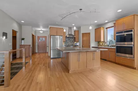 Kitchen - 4841 Canvasback Cir, Appleton, WI 54913 photo 2 of 7