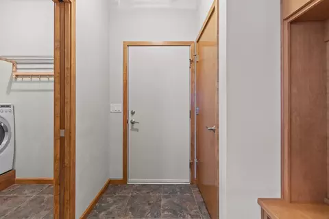 Entry Way - 4841 Canvasback Cir, Appleton, WI 54913 photo 2 of 5