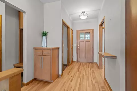 Entry Way - 4841 Canvasback Cir, Appleton, WI 54913 photo 4 of 5