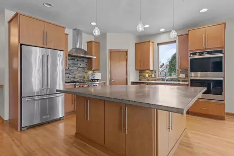 Kitchen - 4841 Canvasback Cir, Appleton, WI 54913 photo 1 of 7