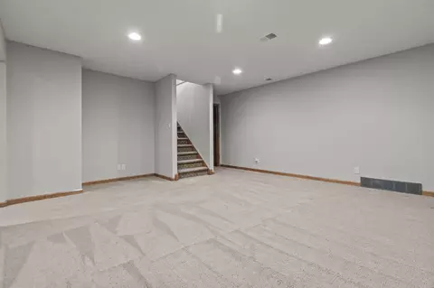 Living - 4841 Canvasback Cir, Appleton, WI 54913 photo 7 of 7