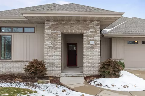 Exterior - 4841 Canvasback Cir, Appleton, WI 54913 photo 3 of 5