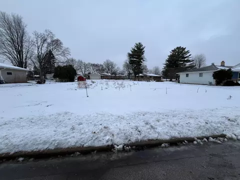 2434 Downy St #28, Green Bay, WI 54303