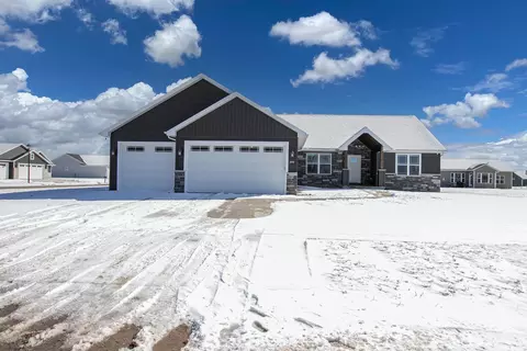 2911 E Aquamarine Ave, Appleton, WI 54913