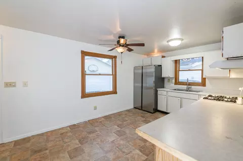 Kitchen - 1235 E Sylvan Ave, Appleton, WI 54915 photo 2 of 3
