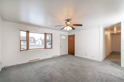 Living - 1235 E Sylvan Ave, Appleton, WI 54915 photo 2 of 4