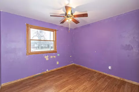 Bedroom - 1235 E Sylvan Ave, Appleton, WI 54915 photo 3 of 7