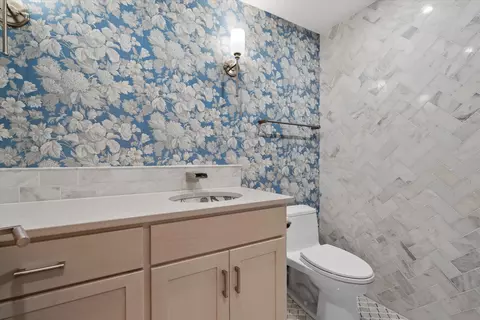 Bath - 6600 N Ballard Rd, Appleton, WI 54913 photo 6 of 9