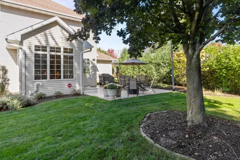 Exterior - 217 E Wentworth Ln, Appleton, WI 54913 photo 16 of 22
