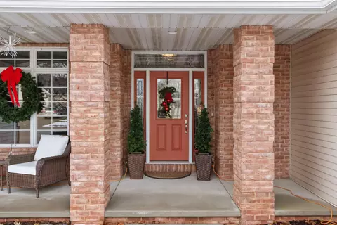 Exterior - 217 E Wentworth Ln, Appleton, WI 54913 photo 6 of 22