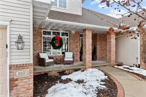 Exterior - 217 E Wentworth Ln, Appleton, WI 54913 photo 7 of 22