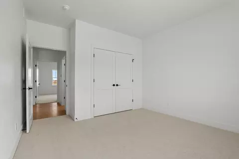 Bedroom - 113 Beckerae Ct, Wrightstown, WI 54180 photo 3 of 8