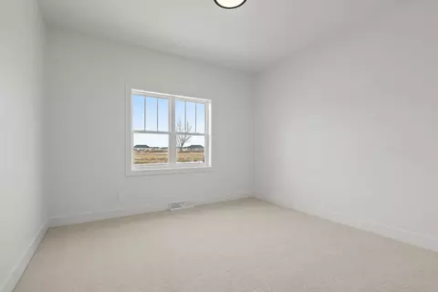 Bedroom - 113 Beckerae Ct, Wrightstown, WI 54180 photo 5 of 8