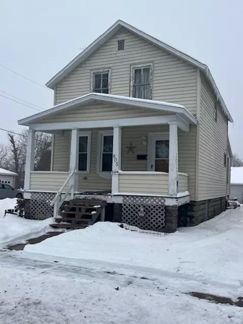 805 2nd St, Menominee, MI 49858