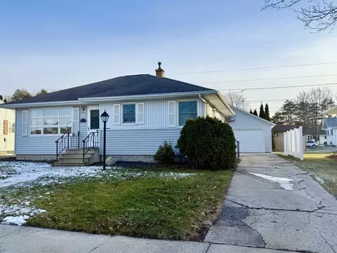 292 18th St, Fond Du Lac, WI 54935