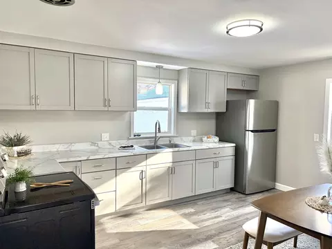 Kitchen - 338 River Dr, Appleton, WI 54915 photo 1 of 4