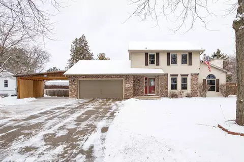 3026 Summer Pl, Green Bay, WI 54313