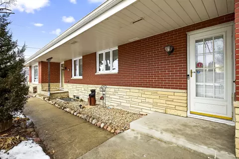 802 E Florida Ave, Appleton, WI 54911 photo 2