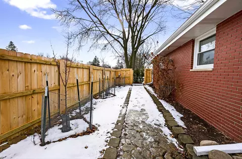 802 E Florida Ave, Appleton, WI 54911 photo 37
